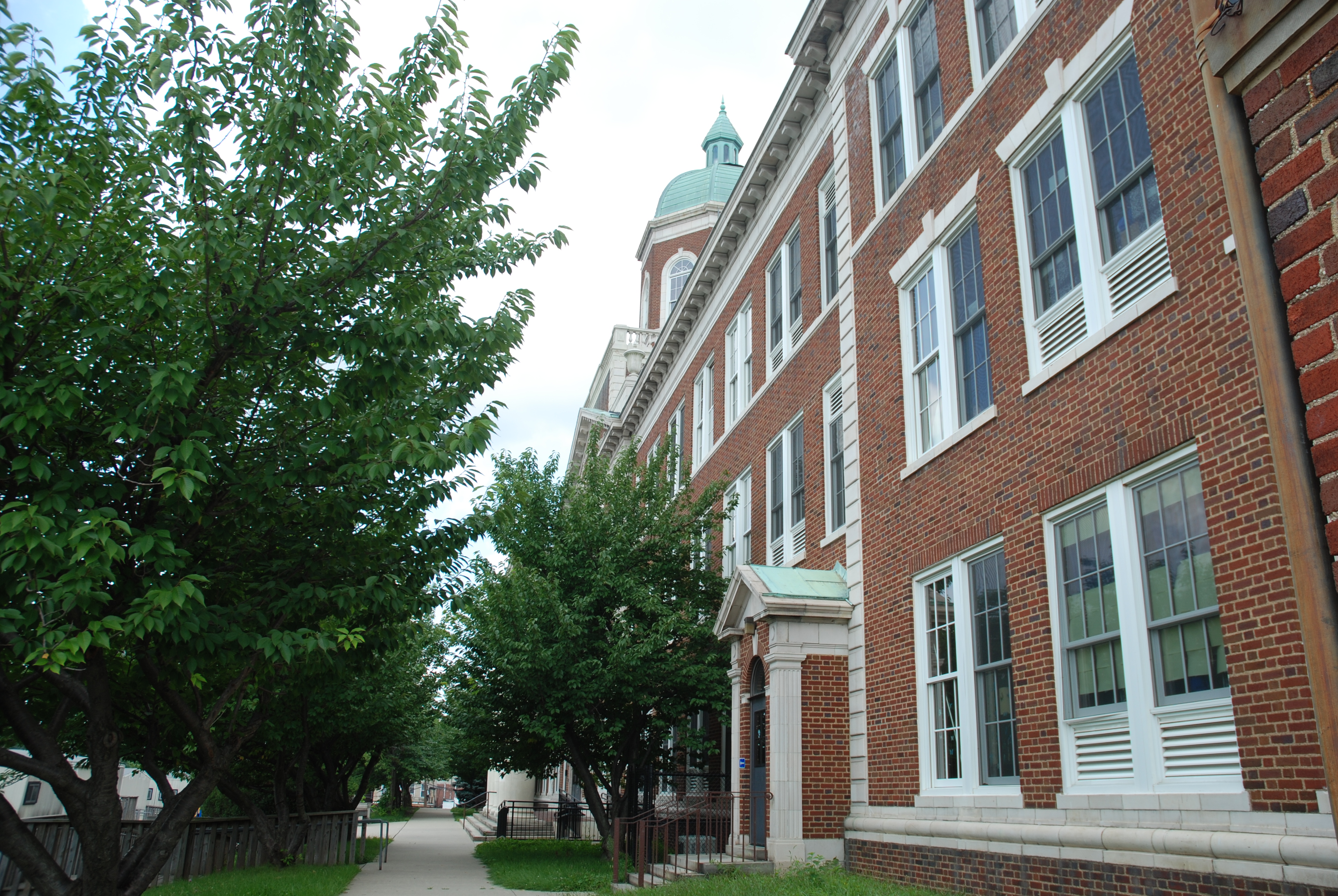 what is grad school and why should you go or not go take your what grad school should i go to